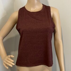 NWT Laslulu Sleeveless Athletic Maroon Top